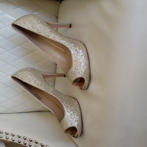 Brand new evening formal style shoes